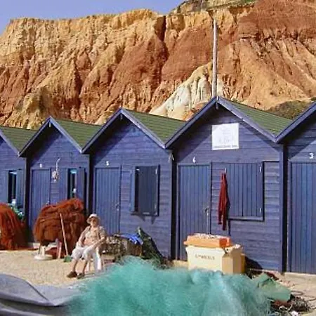 Espaçoso T2, Em Olhos Agua *