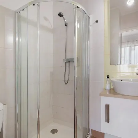 Espaçoso T2, Em Olhos Agua Apartamento Albufeira