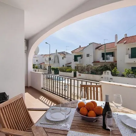 Apartamento Espaçoso T2, Em Olhos Agua *