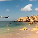 Espacoso T2, Em Olhos Agua * Albufeira